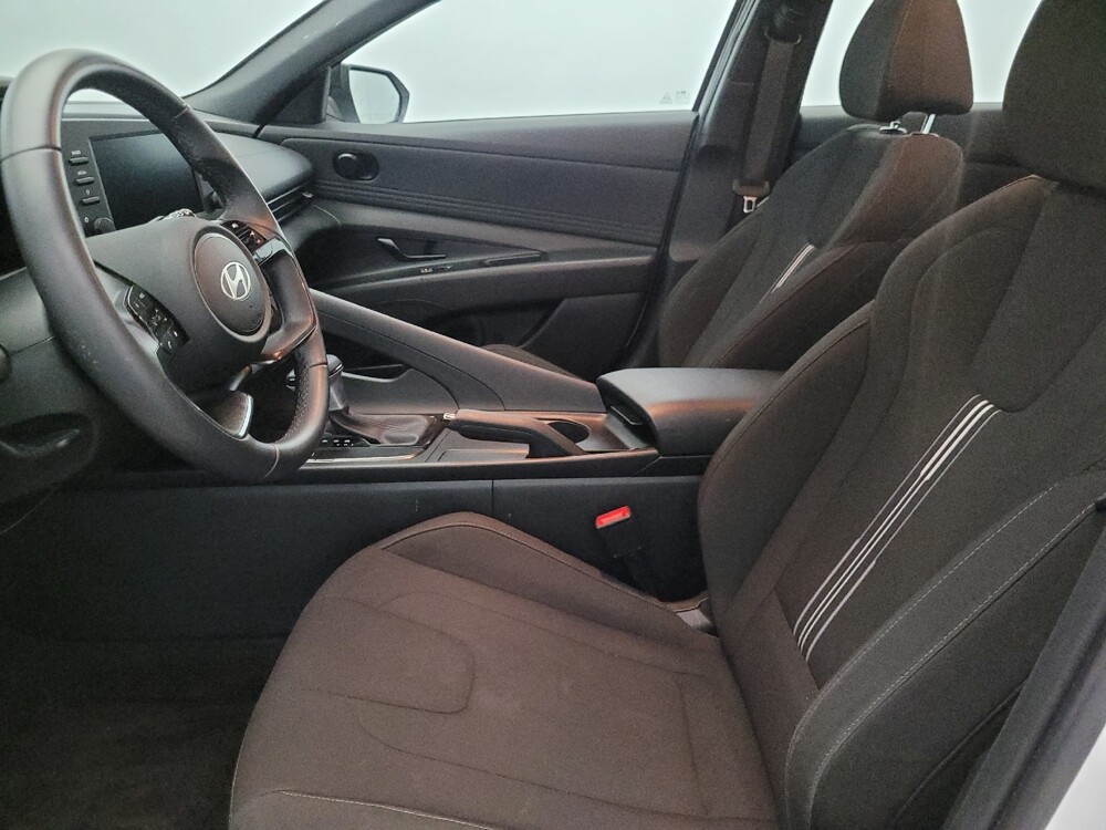 2025 Hyundai Elantra in Pittsburgh, PA 15236 - 18124844 17