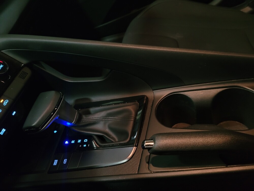 2025 Hyundai Elantra in Pittsburgh, PA 15236 - 18124844 26