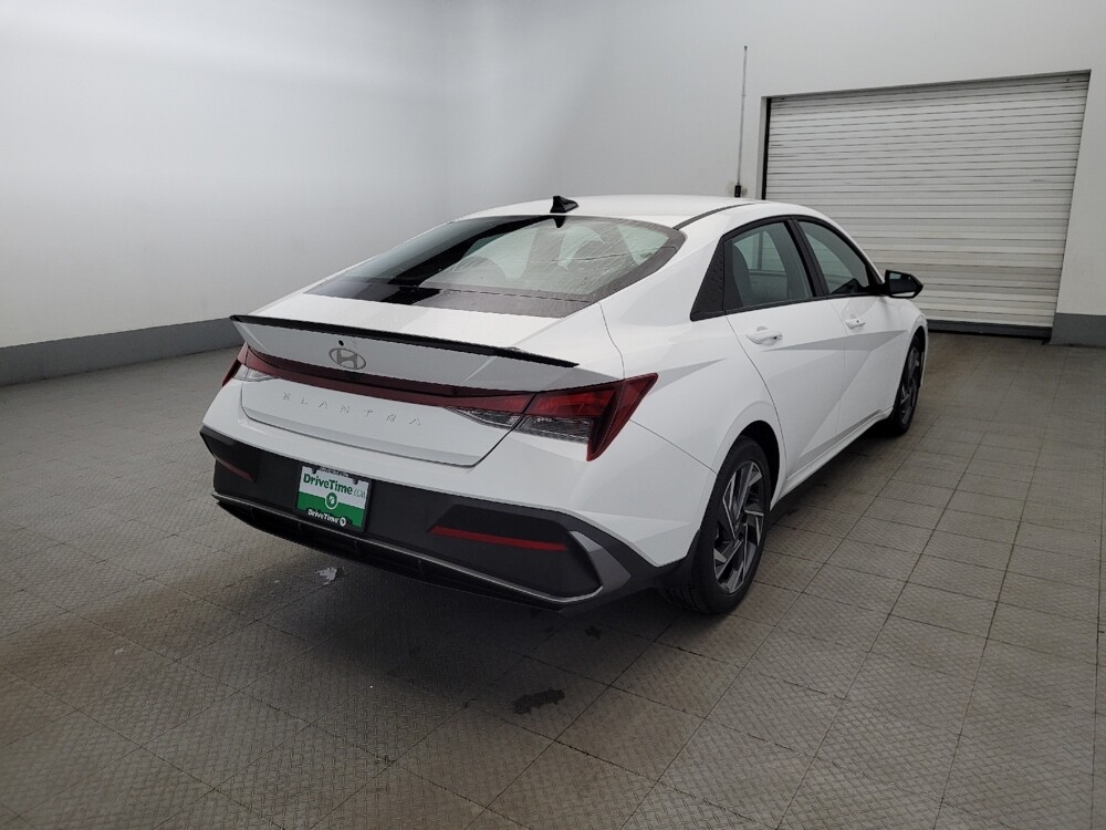 2025 Hyundai Elantra in Pittsburgh, PA 15236 - 18124844 9
