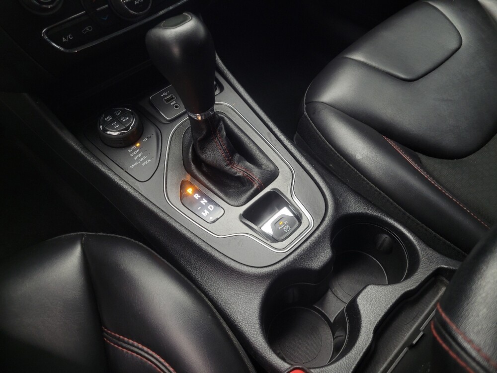 2019 Jeep Cherokee in Indianapolis, IN 46219 - 18124854 26