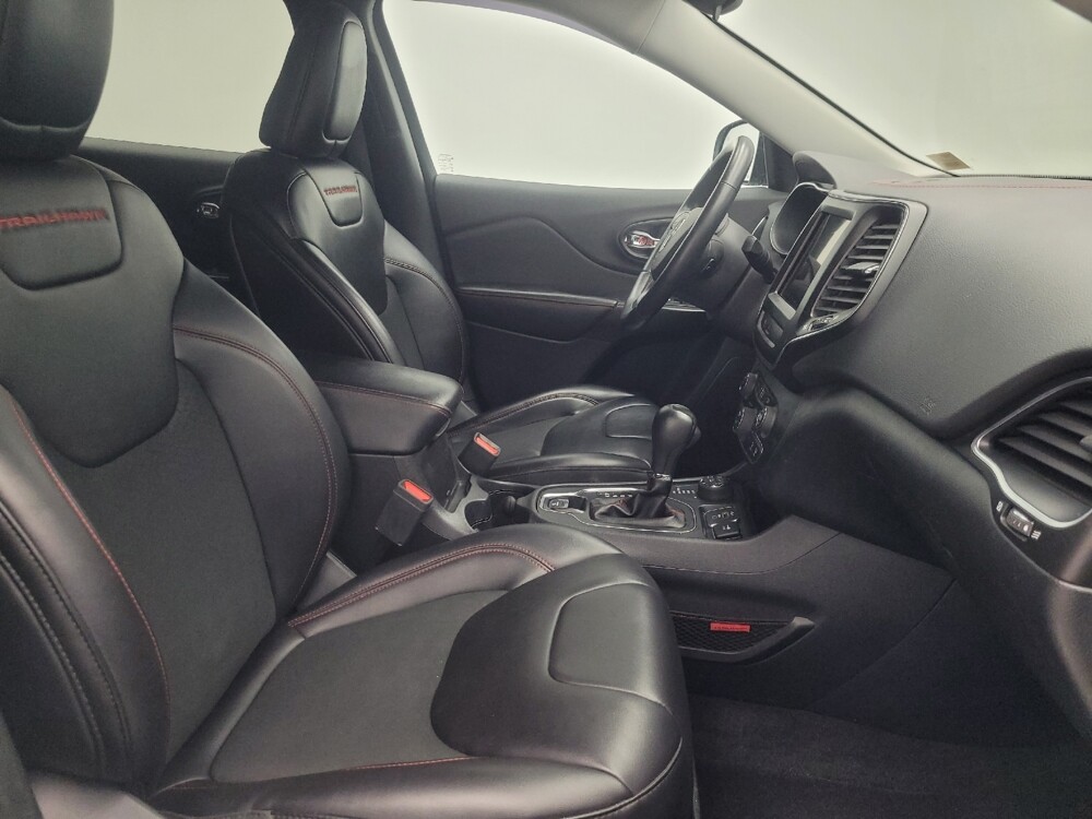 2019 Jeep Cherokee in Indianapolis, IN 46219 - 18124854 21