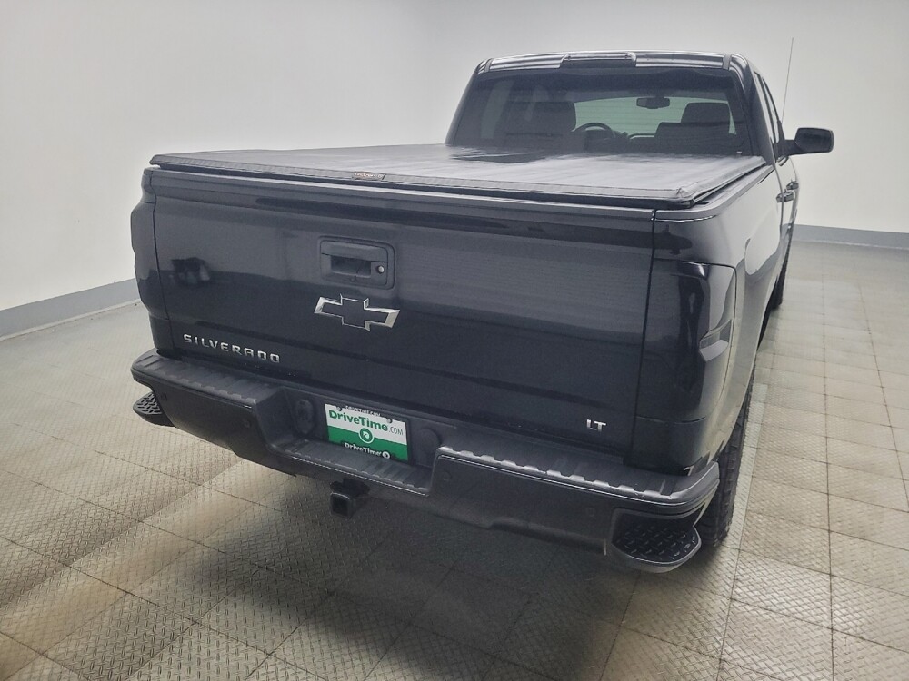 2017 Chevrolet Silverado 1500 in Indianapolis, IN 46222 - 18124855 7