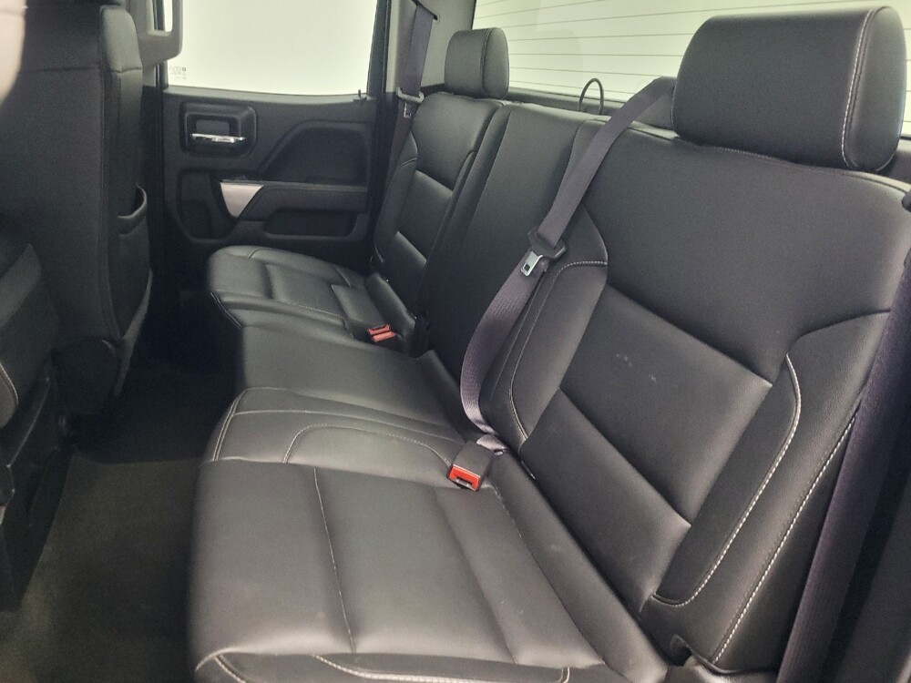 2017 Chevrolet Silverado 1500 in Indianapolis, IN 46222 - 18124855 18