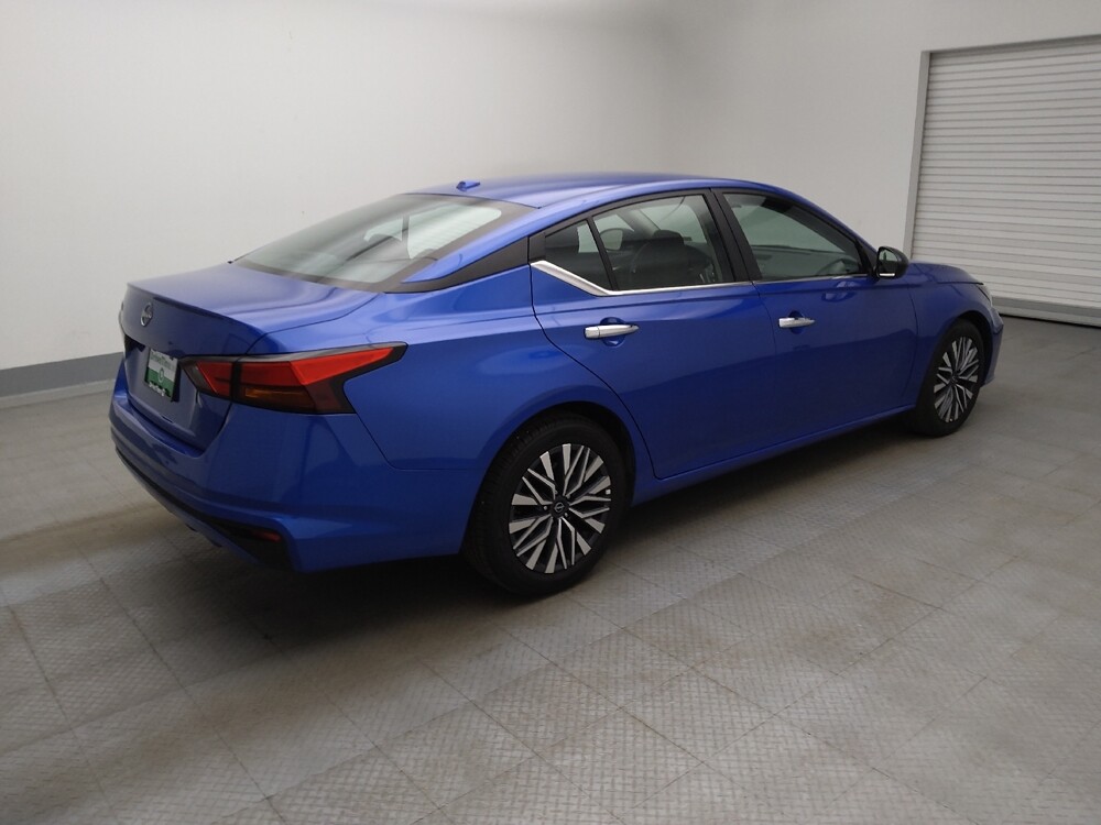 2025 Nissan Altima in Albuquerque, NM 87113 - 18124864 10