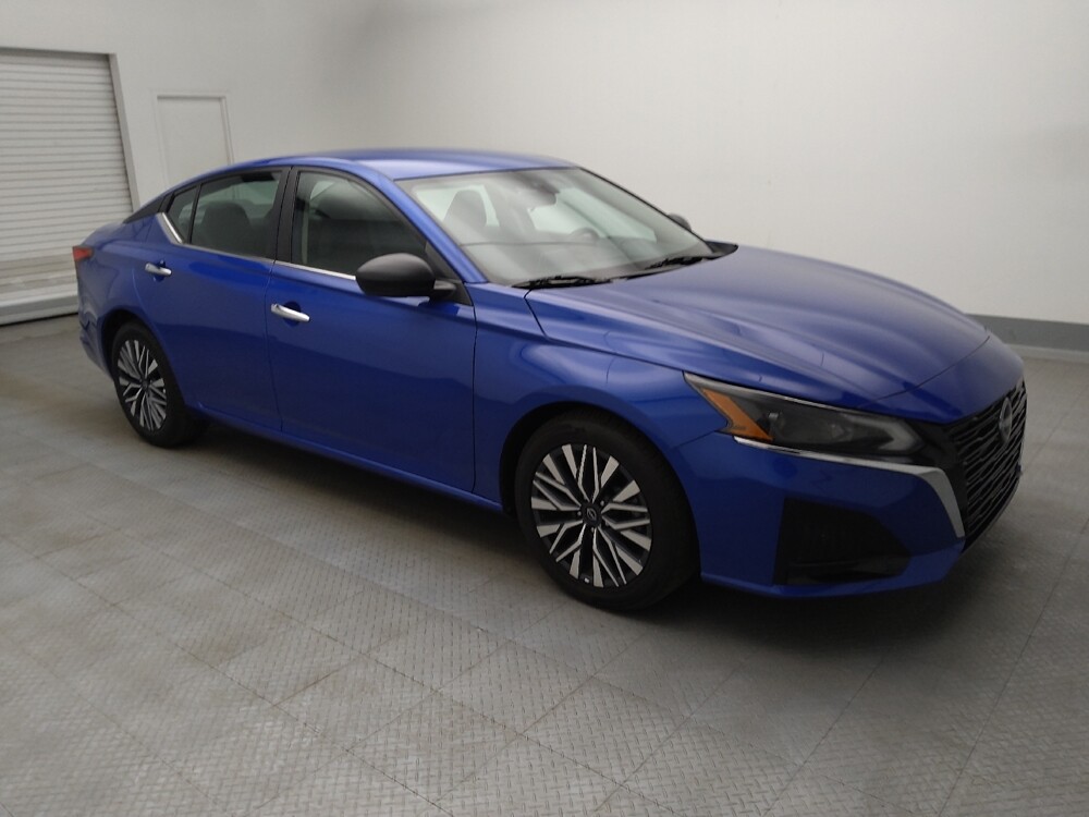 2025 Nissan Altima in Albuquerque, NM 87113 - 18124864 11