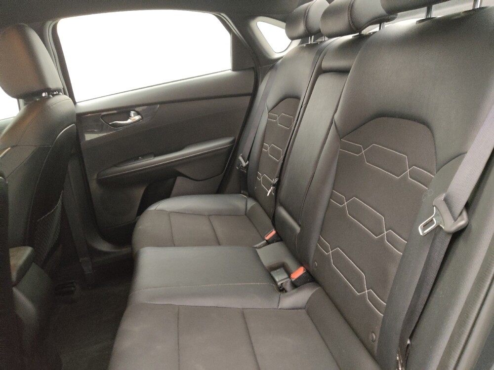 2024 Kia Forte in Albuquerque, NM 87113 - 18124865 18