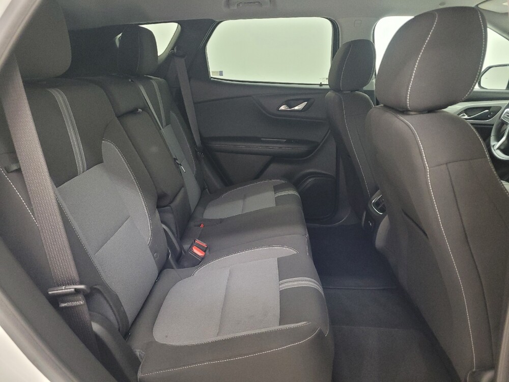 2024 Chevrolet Blazer in St. Louis, MO 63125 - 18124867 19