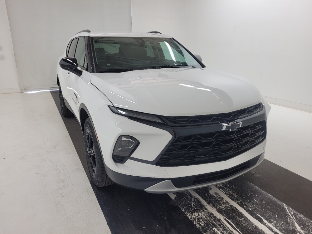 2024 Chevrolet Blazer in St. Louis, MO 63125 - 18124867 14