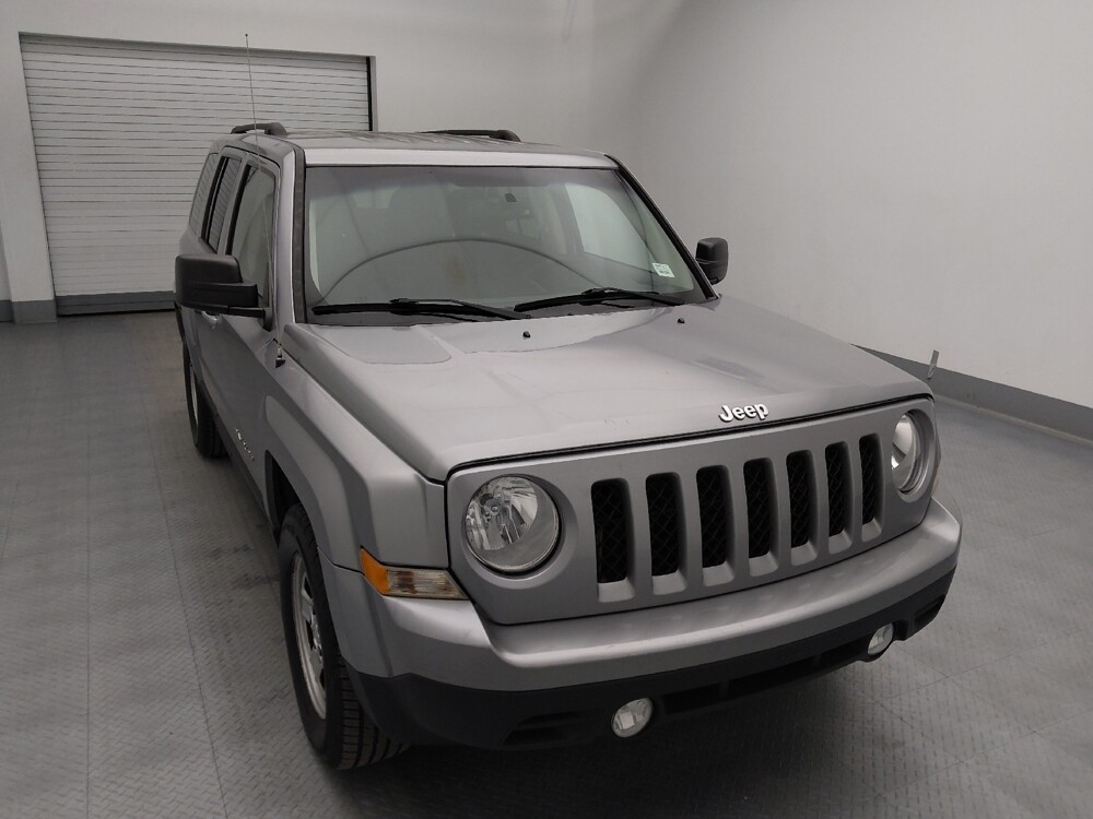 2017 Jeep Patriot in Wichita, KS 67207 - 18124871 14