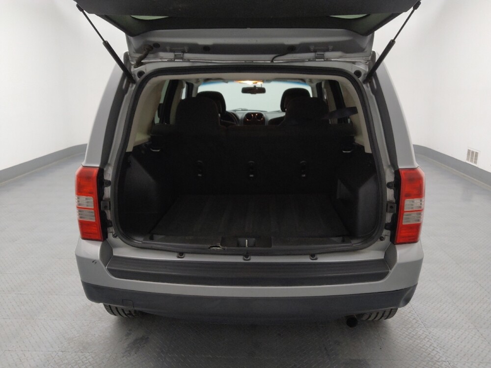 2017 Jeep Patriot in Wichita, KS 67207 - 18124871 29