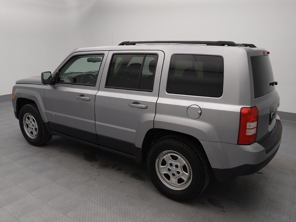2017 Jeep Patriot in Wichita, KS 67207 - 18124871 3