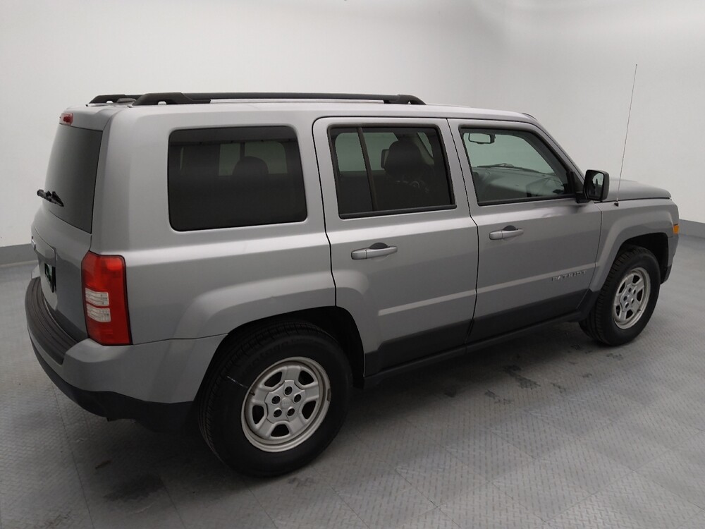 2017 Jeep Patriot in Wichita, KS 67207 - 18124871 10