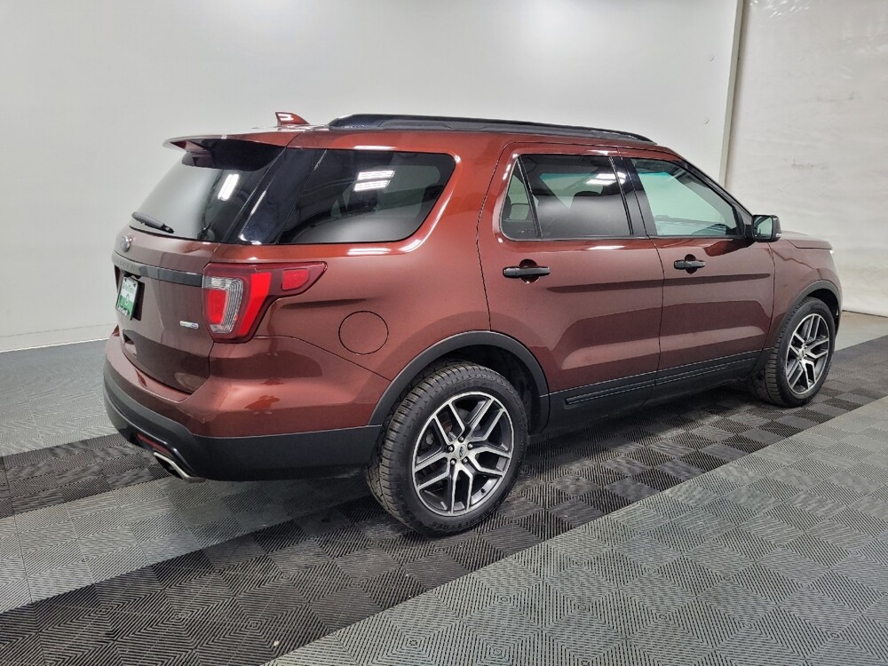 2016 Ford Explorer in Allentown, PA 18103 - 18124879 10