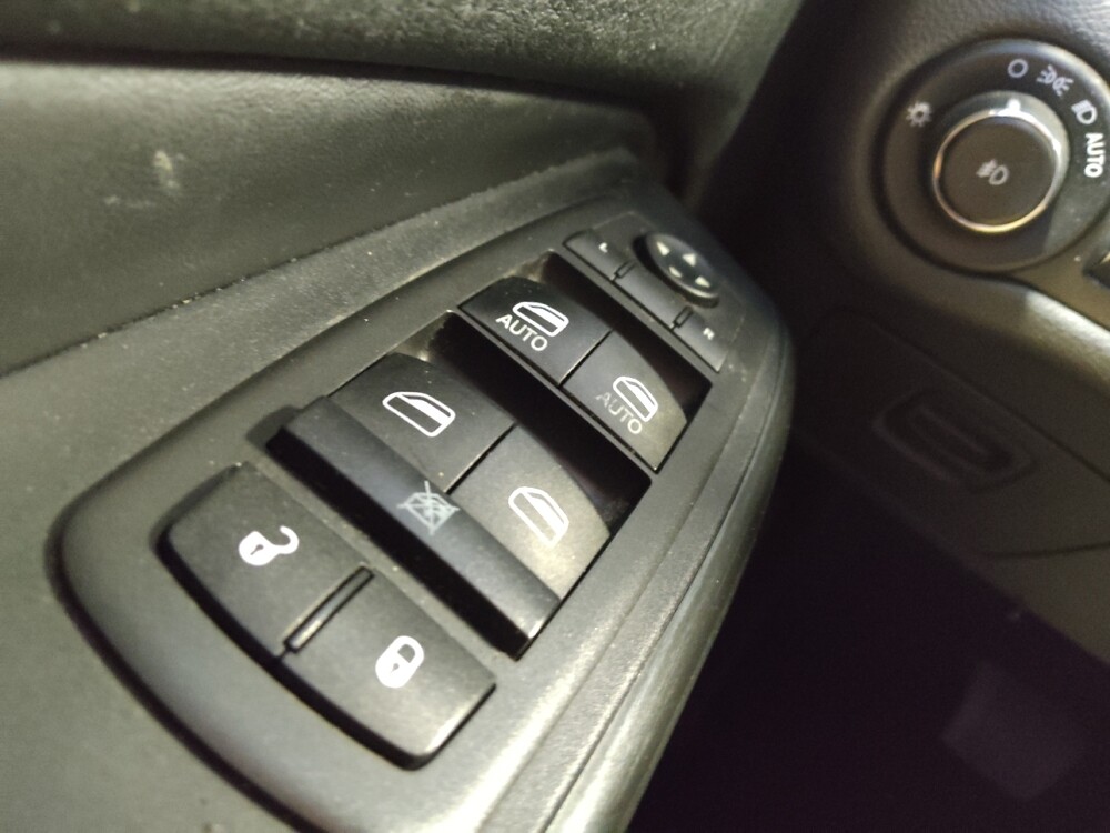 2016 Jeep Cherokee in Phoenix, AZ 85015 - 18124881 27