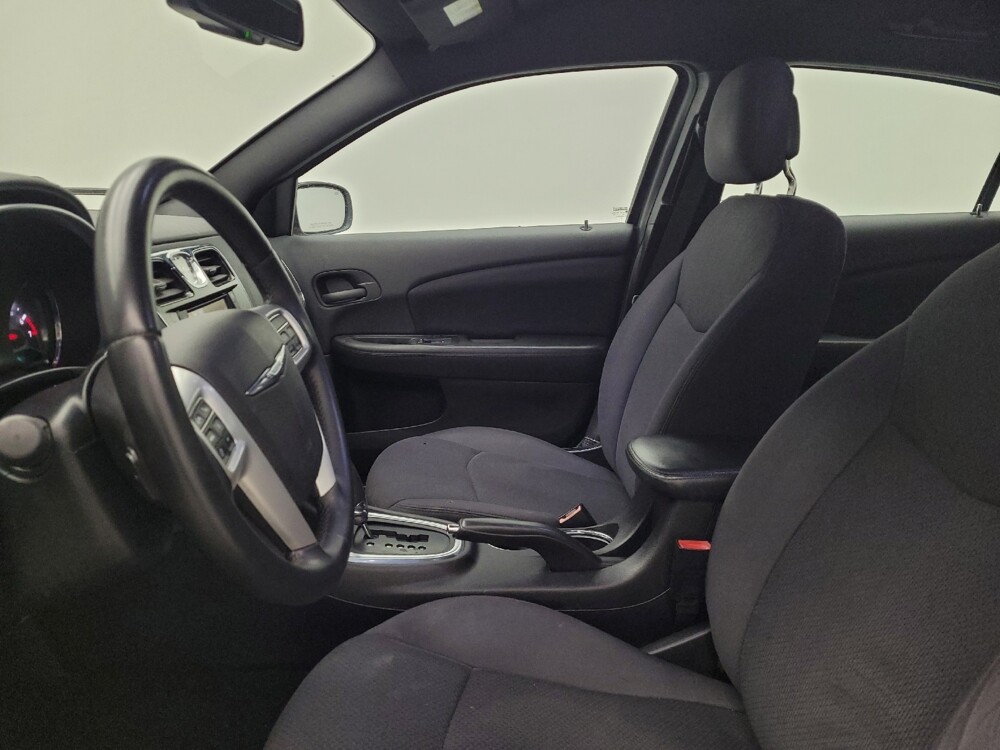 2013 Chrysler 200 in Toledo, OH 43617 - 18124882 17