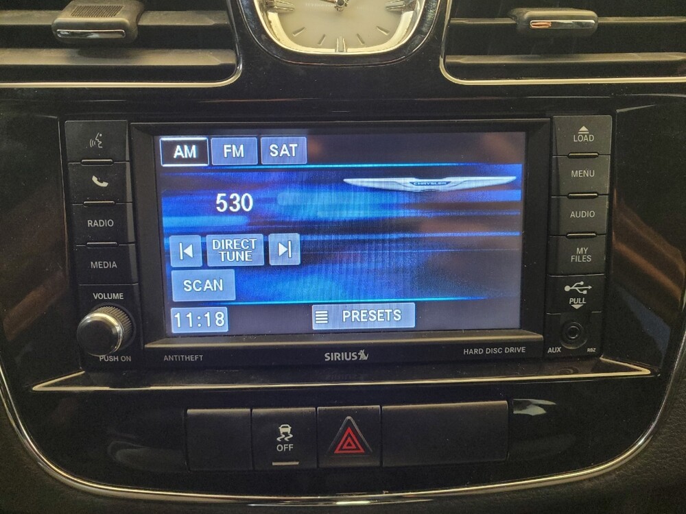 2013 Chrysler 200 in Toledo, OH 43617 - 18124882 25