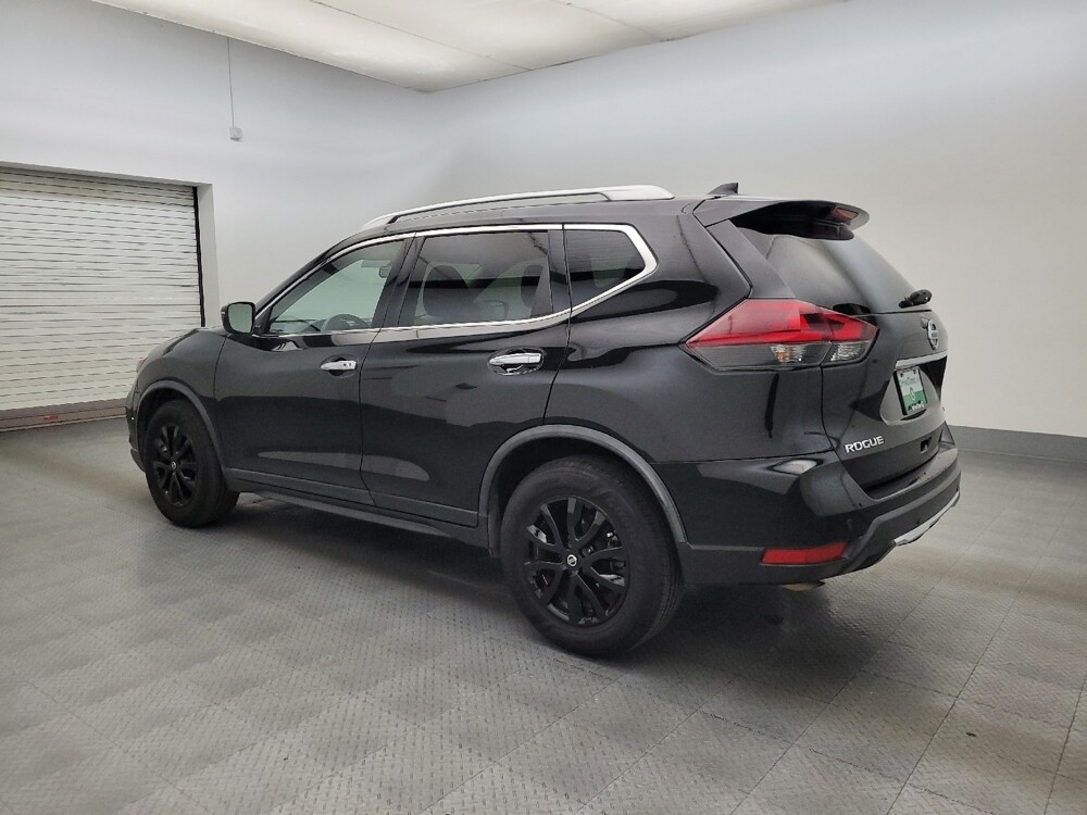 2020 Nissan Rogue in Glendale, AZ 85301 - 18124883 3