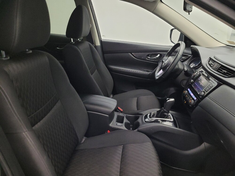 2020 Nissan Rogue in Glendale, AZ 85301 - 18124883 21