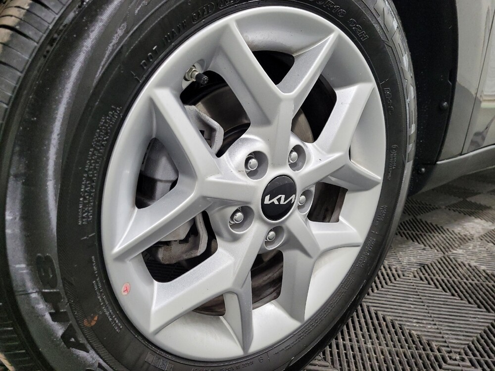 2025 Kia Soul in Allentown, PA 18103 - 18124886 31