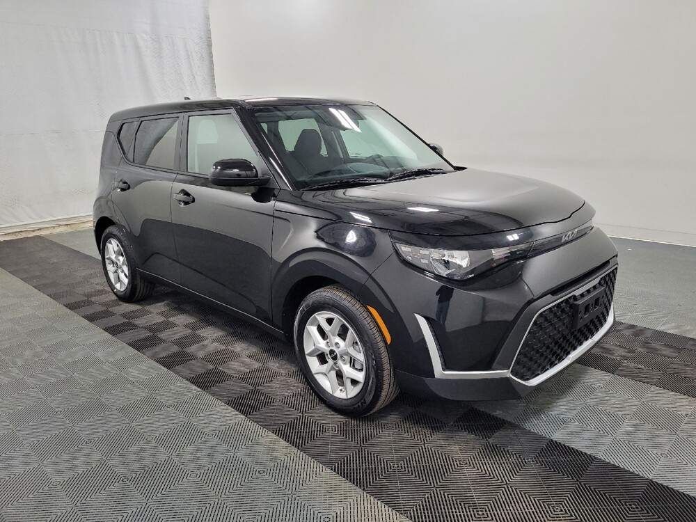 2025 Kia Soul in Allentown, PA 18103 - 18124886 11