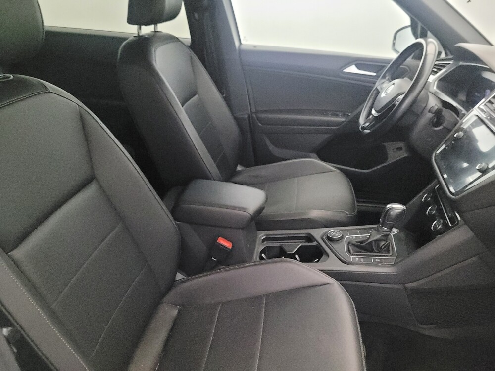 2019 Volkswagen Tiguan in Pittsburgh, PA 15236 - 18124888 21