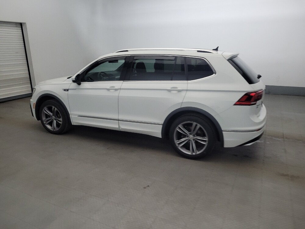 2019 Volkswagen Tiguan in Pittsburgh, PA 15236 - 18124888 3