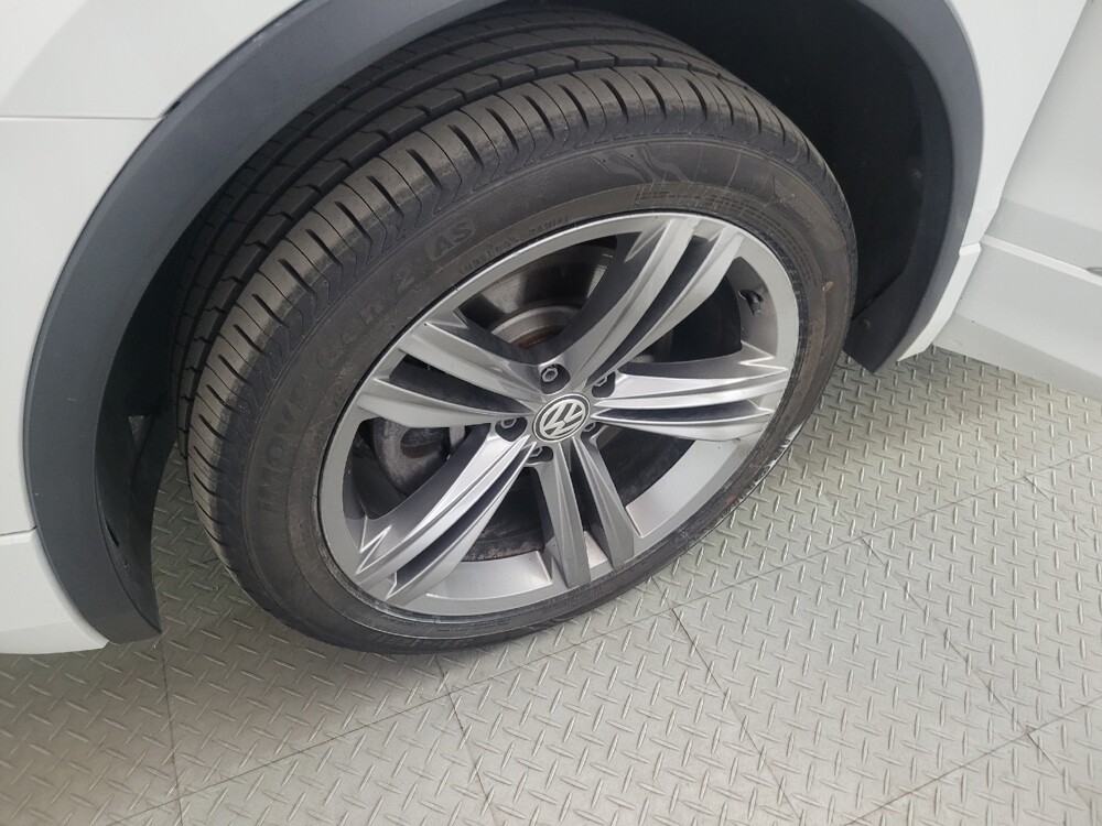 2019 Volkswagen Tiguan in Pittsburgh, PA 15236 - 18124888 31
