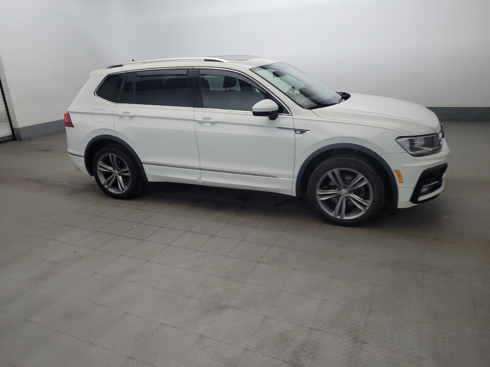 2019 Volkswagen Tiguan in Pittsburgh, PA 15236 - 18124888 11