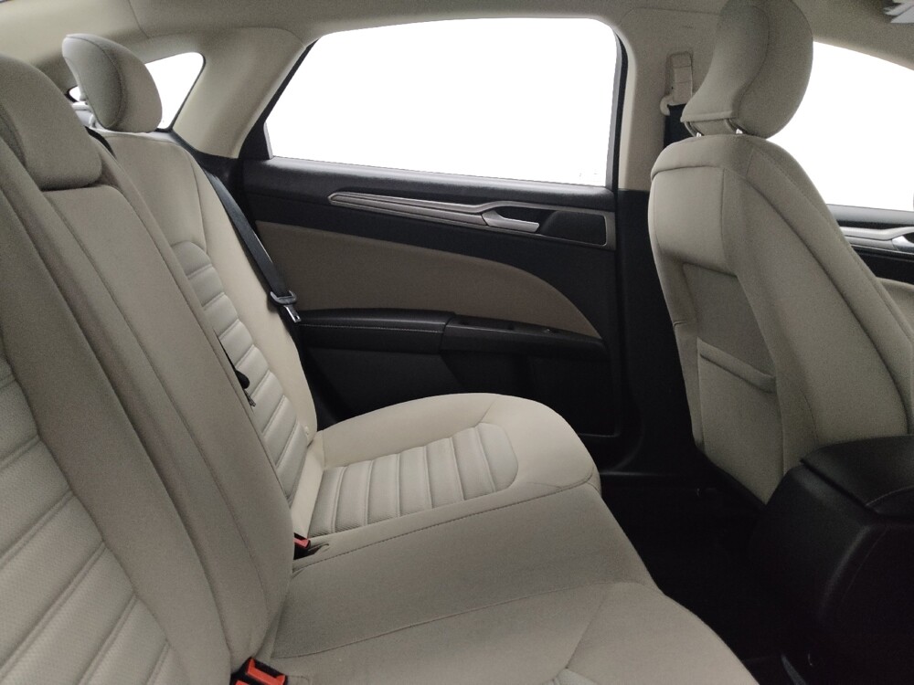 2018 Ford Fusion in Plano, TX 75074 - 18124890 19