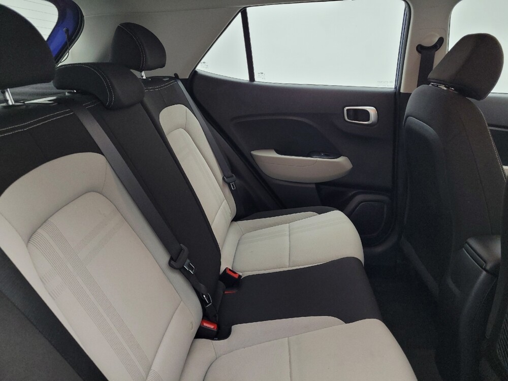 2022 Hyundai Venue in Charleston, SC 29414 - 18124892 19