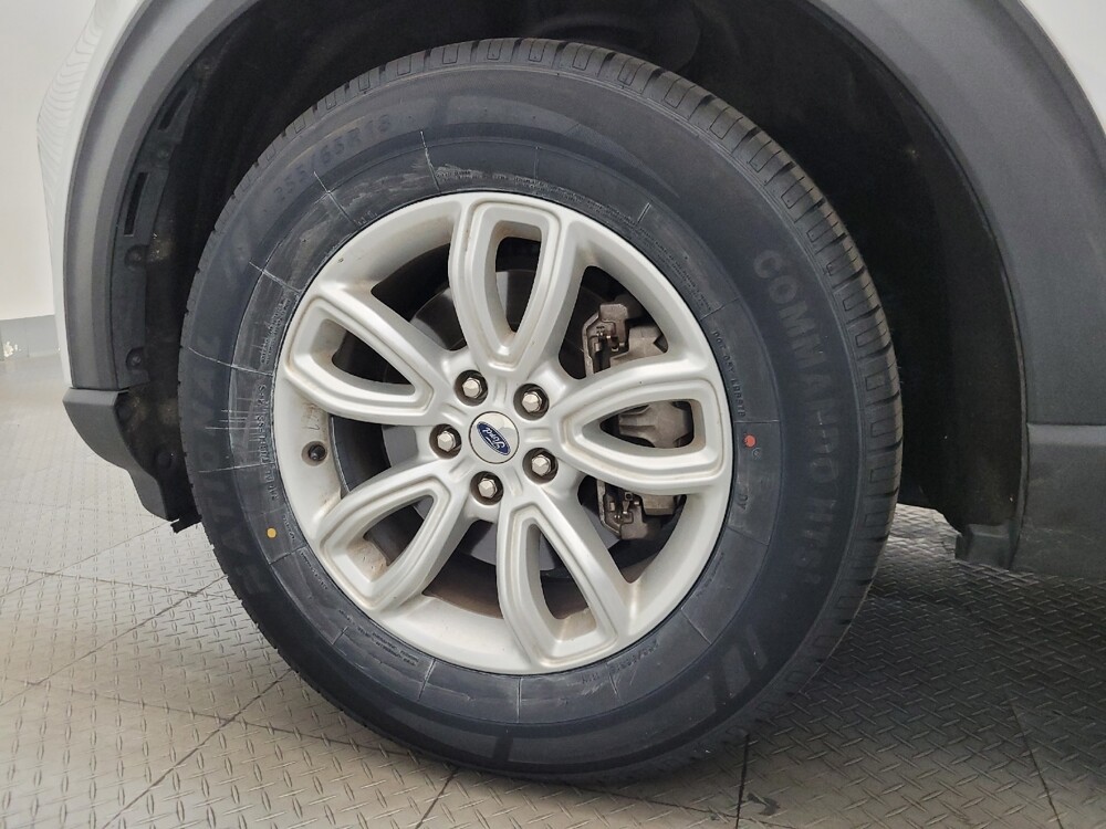 2021 Ford Explorer in Glendale, AZ 85301 - 18124894 31