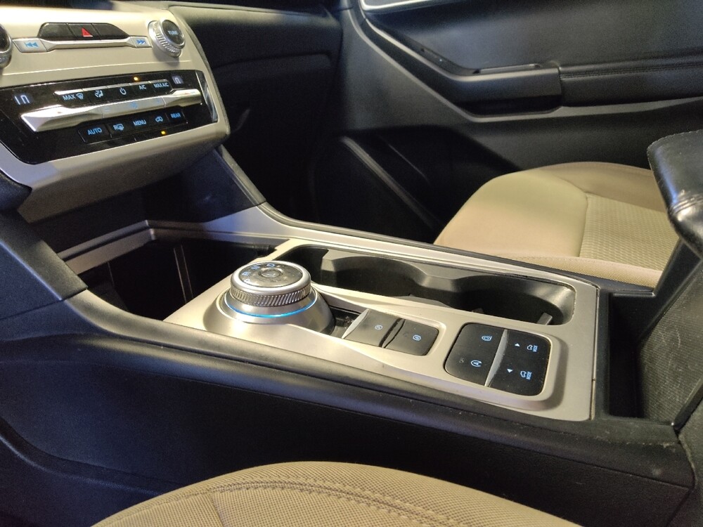 2021 Ford Explorer in Glendale, AZ 85301 - 18124894 26