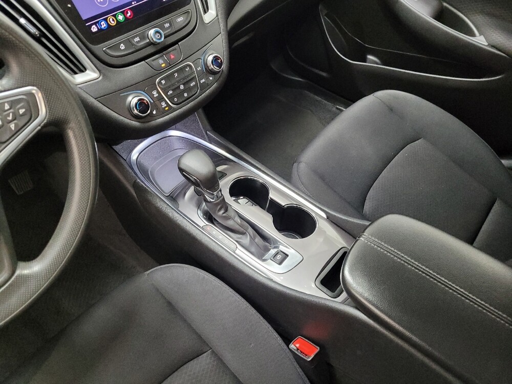 2022 Chevrolet Malibu in Allentown, PA 18103 - 18124896 26