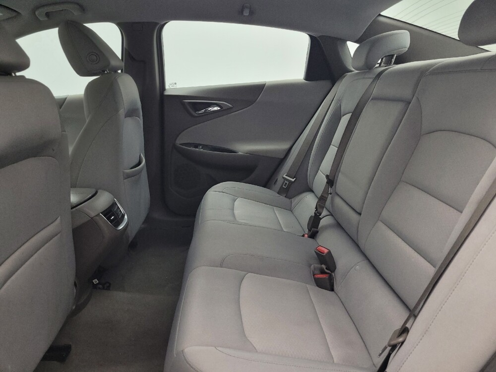 2021 Chevrolet Malibu in Raleigh, NC 27604 - 18124900 18