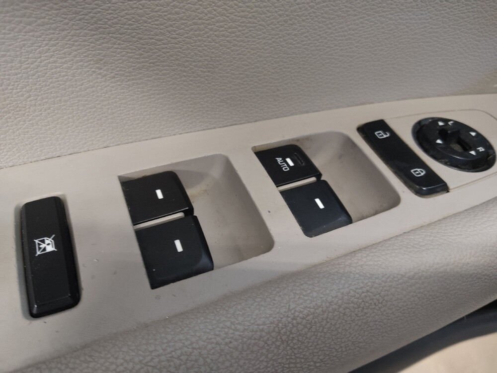 2015 Hyundai Sonata in Raleigh, NC 27604 - 18124902 27