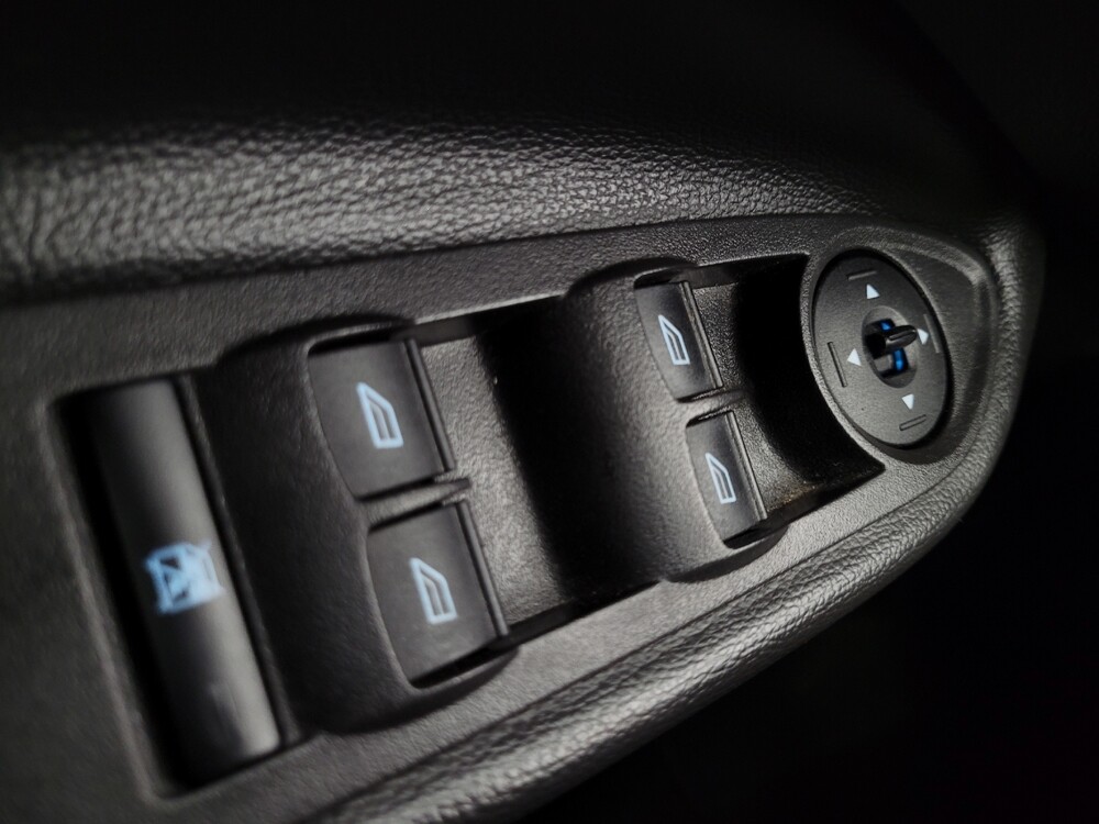 2018 Ford Escape in Las Vegas, NV 89102 - 18124905 27