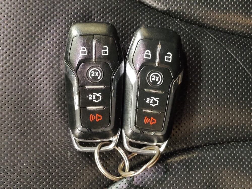 2017 Lincoln MKX in Fairfield, OH 45014 - 18124909 32