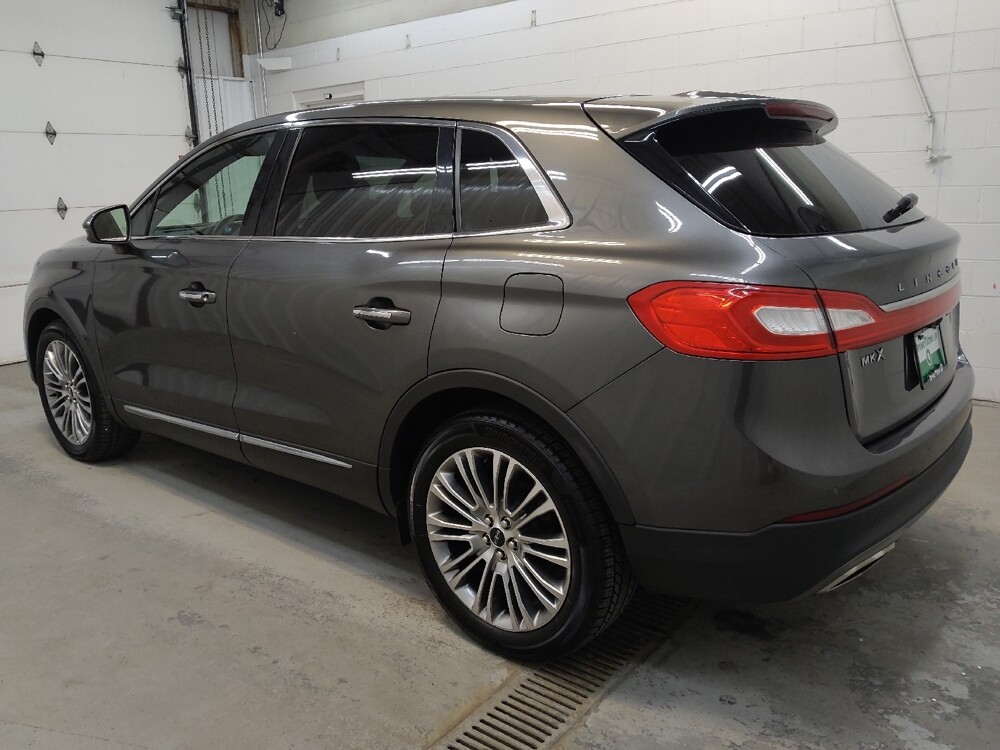 2017 Lincoln MKX in Fairfield, OH 45014 - 18124909 3