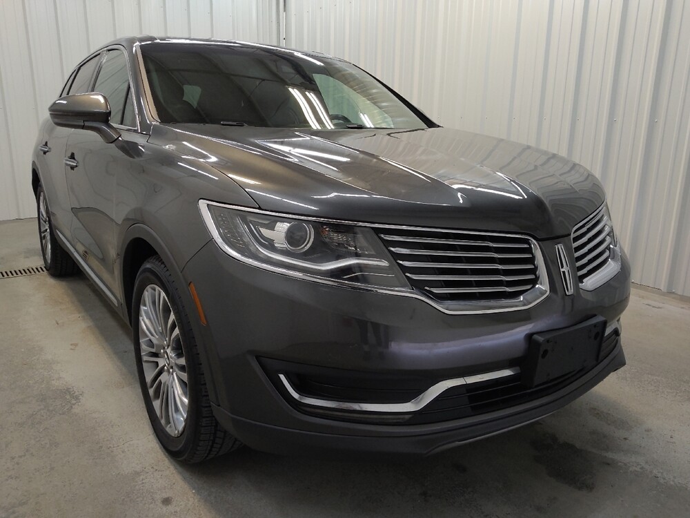 2017 Lincoln MKX in Fairfield, OH 45014 - 18124909 13