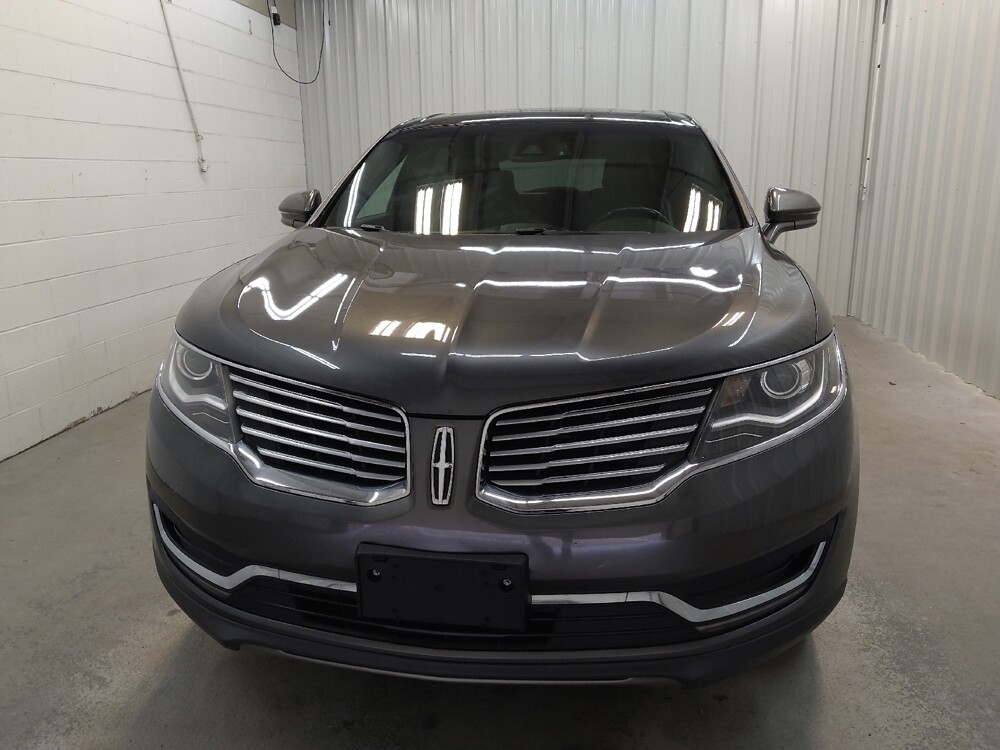 2017 Lincoln MKX in Fairfield, OH 45014 - 18124909 15