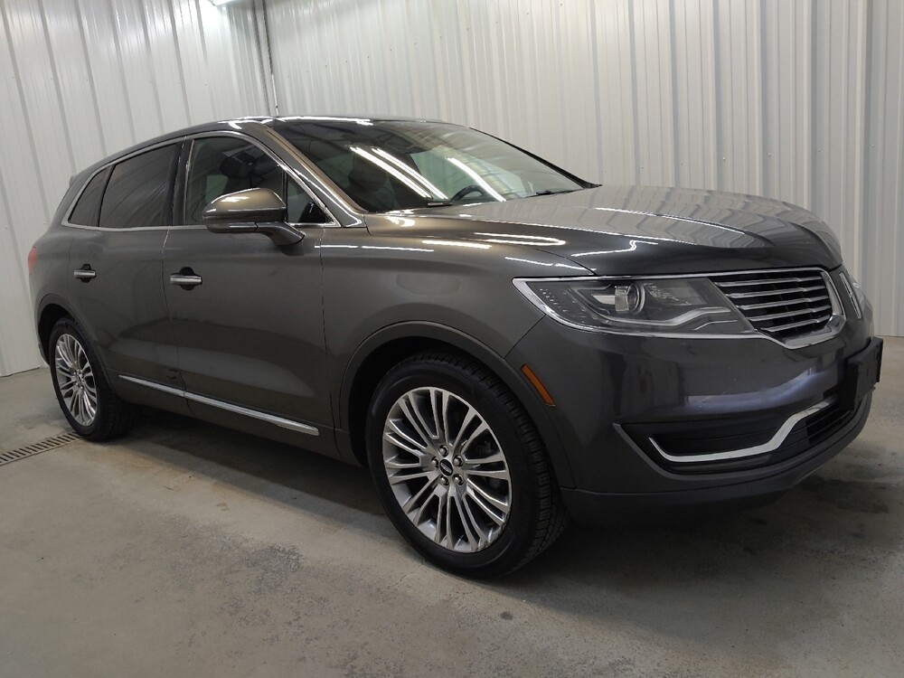 2017 Lincoln MKX in Fairfield, OH 45014 - 18124909 11