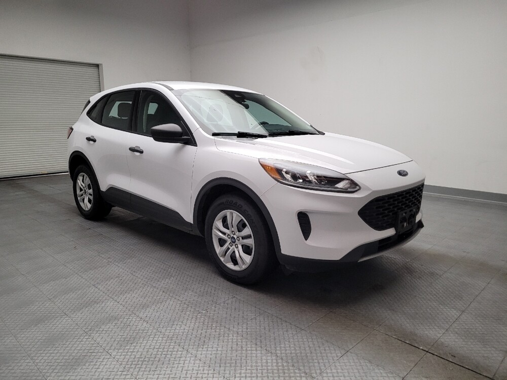 2020 Ford Escape in Riverside, CA 92504 - 18124913 13