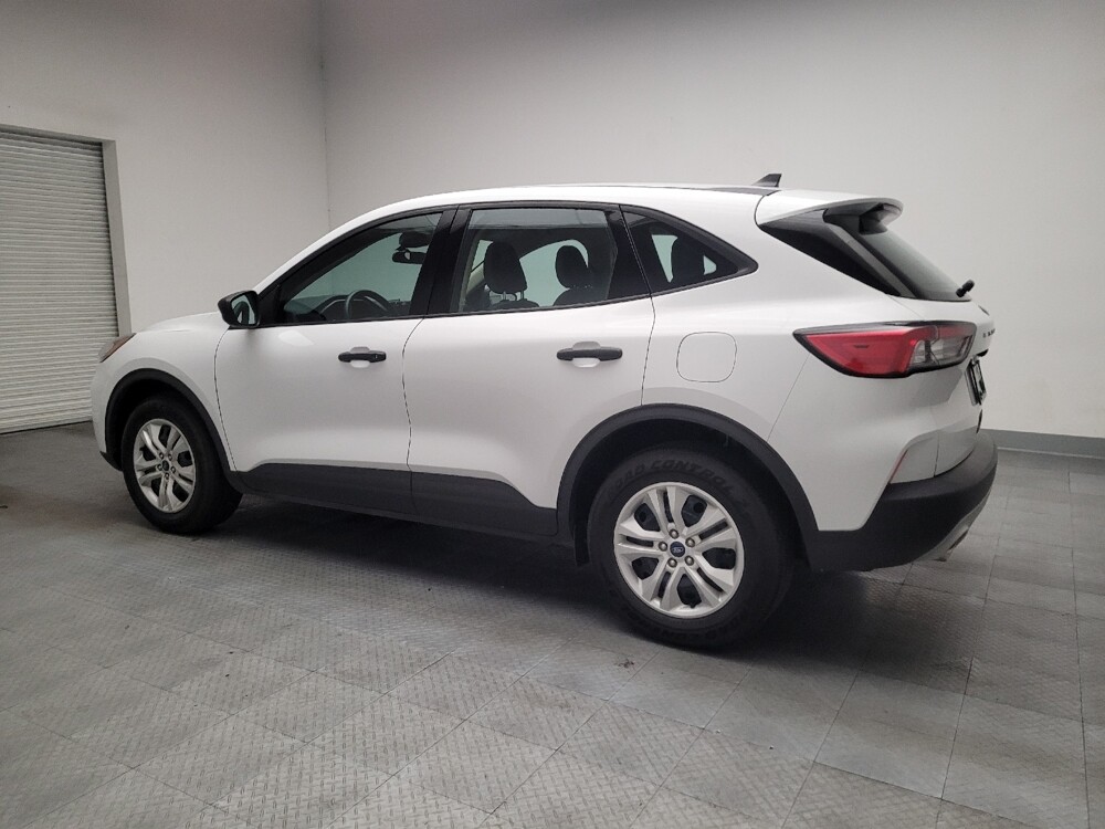 2020 Ford Escape in Riverside, CA 92504 - 18124913 3