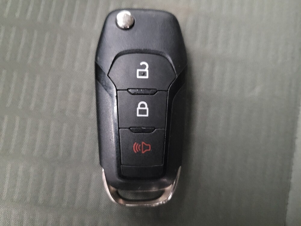 2020 Ford Escape in Riverside, CA 92504 - 18124913 32