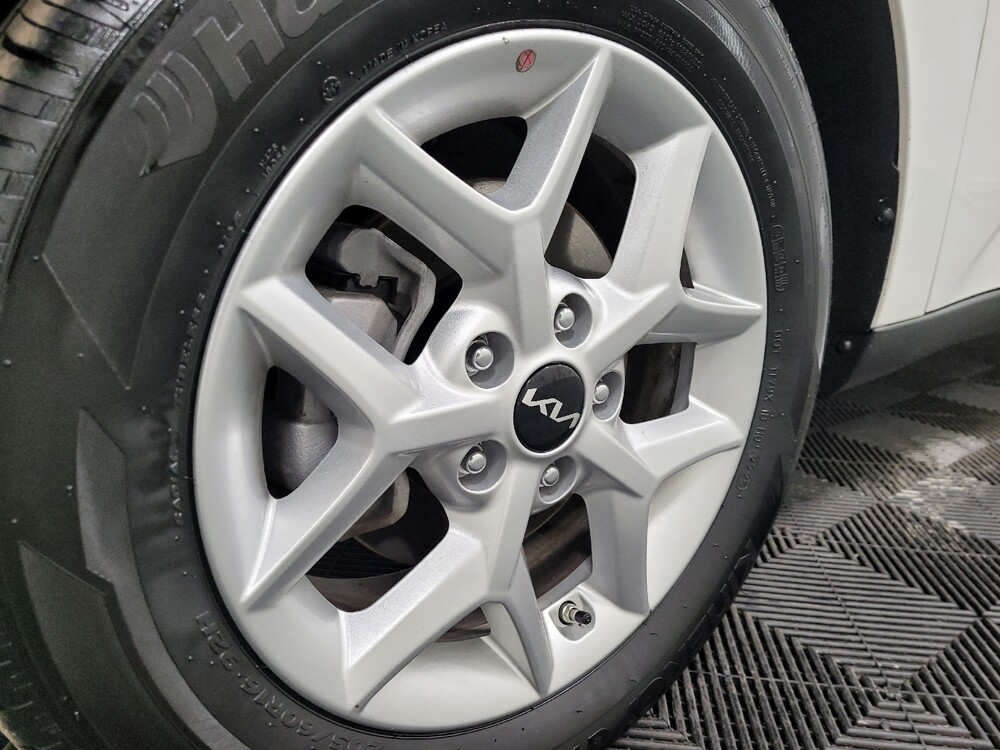 2025 Kia Soul in Allentown, PA 18103 - 18124915 31