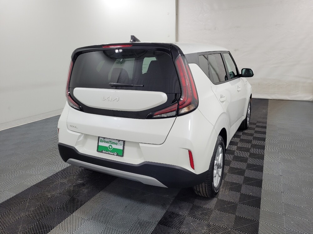 2025 Kia Soul in Allentown, PA 18103 - 18124915 9