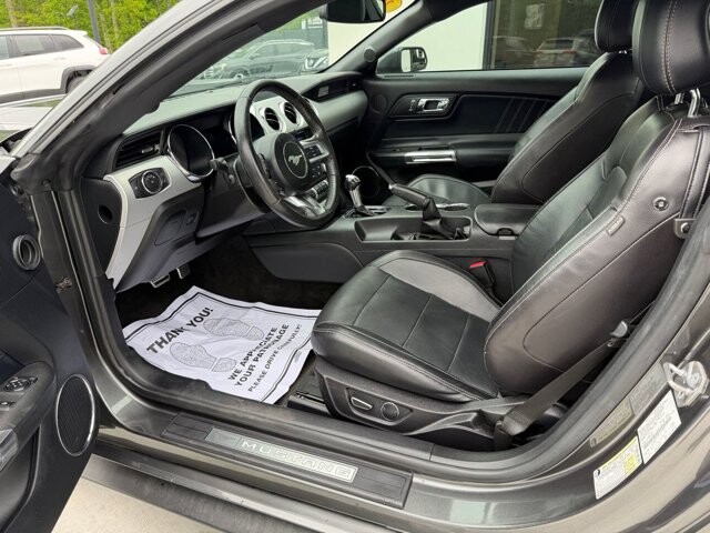 2017 Ford Mustang in Knoxville, TN 37920 - 18124919 8