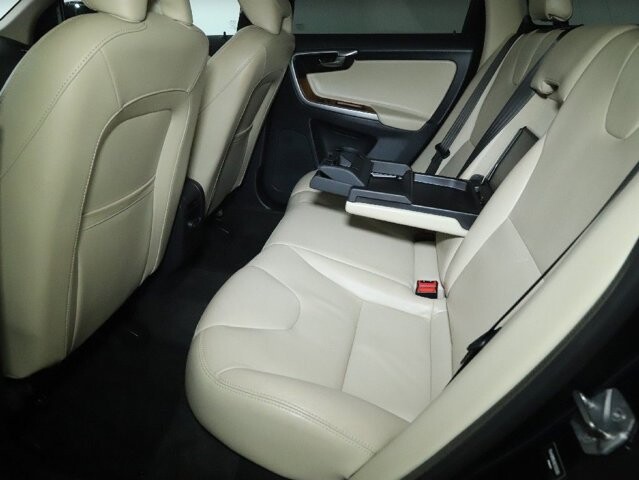 2017 Volvo XC60 in Bedford, OH 44146 - 18124923 14