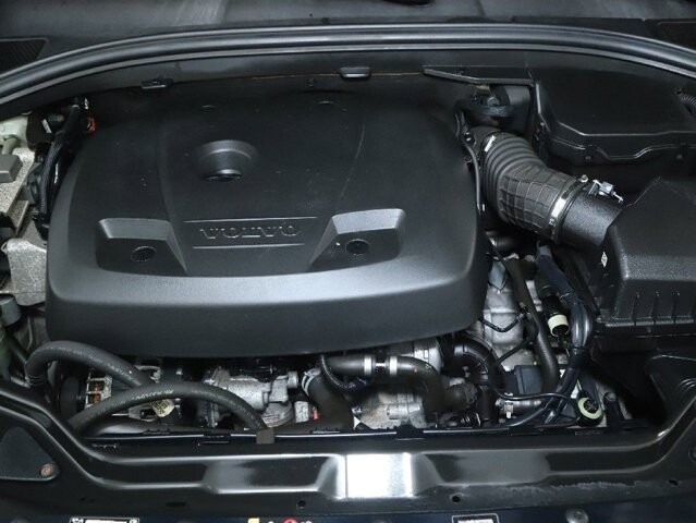 2017 Volvo XC60 in Bedford, OH 44146 - 18124923 36