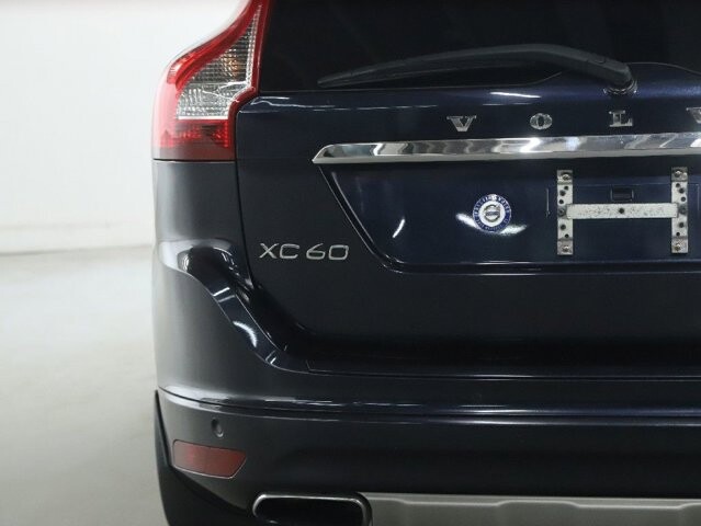 2017 Volvo XC60 in Bedford, OH 44146 - 18124923 44